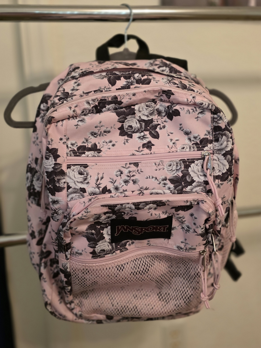 Beautiful JanSport Big Campus backpack Pink Antique Floral